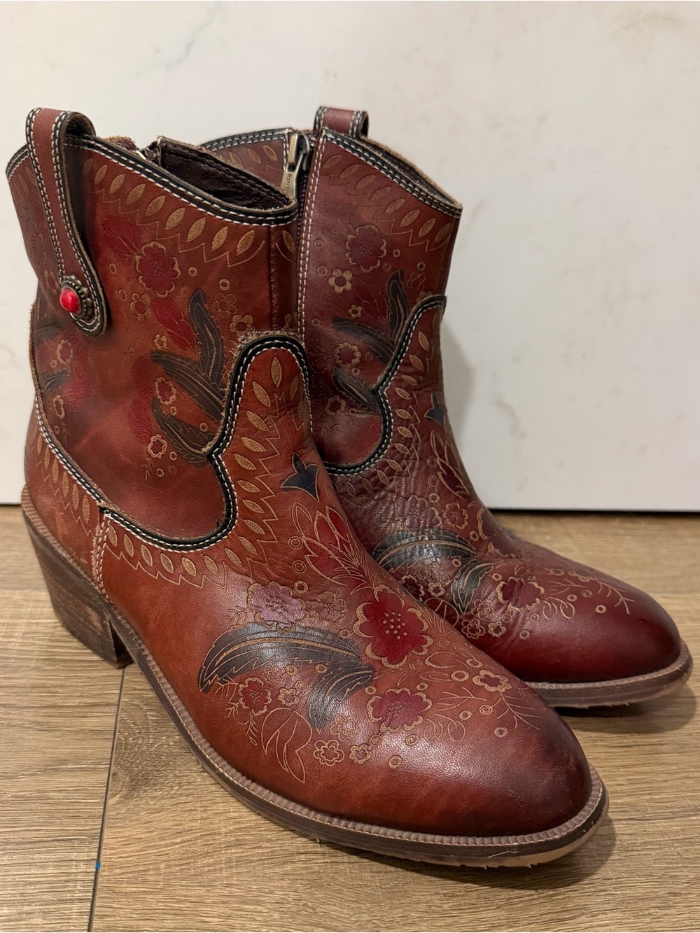 L’artiste Galop by spring step Women Brown Floral Leather Cowboy Ankle Boots 37